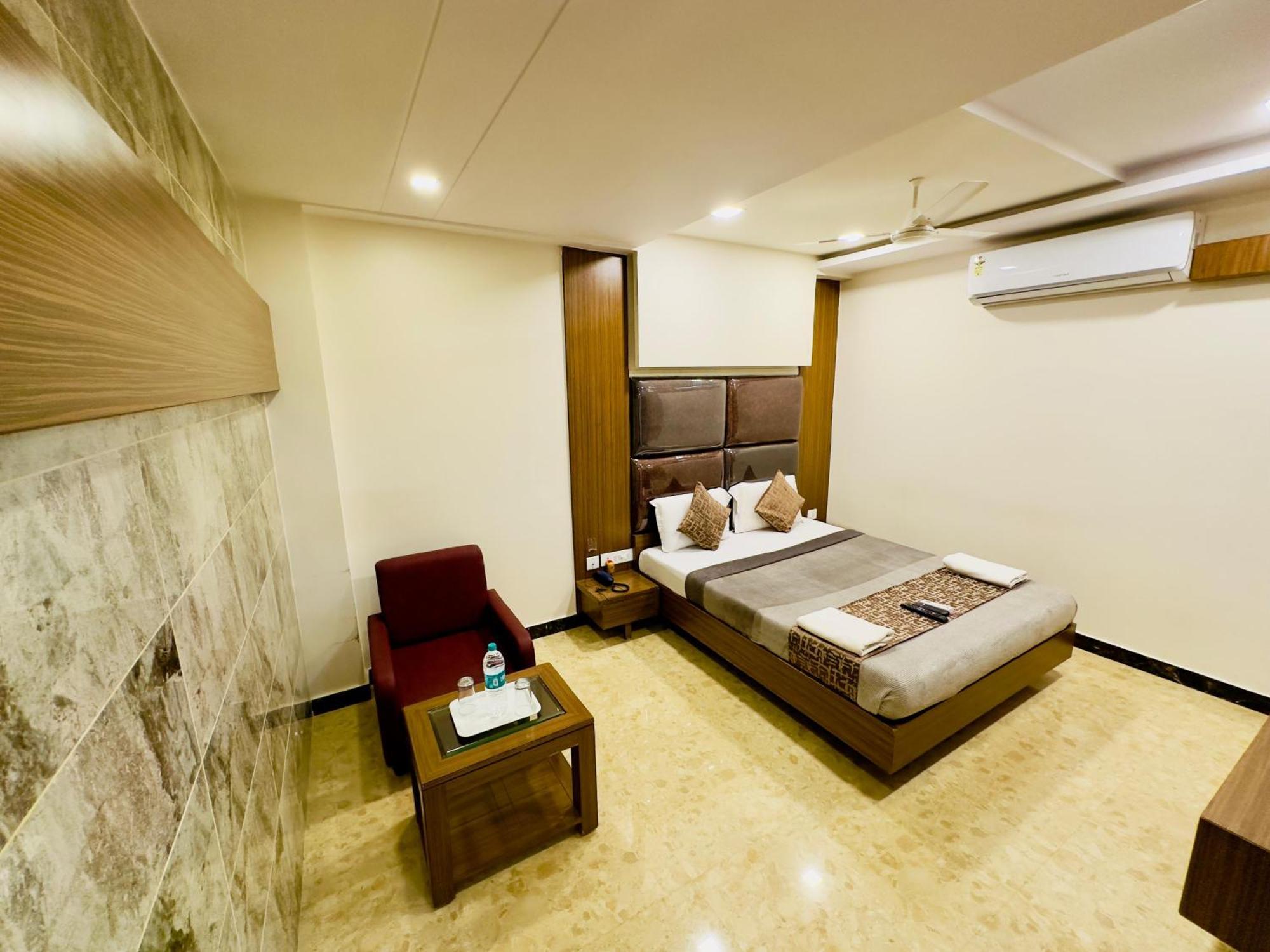 Sheraton Grande At Puratchi Thalaivar Dr Mgr Central Railway Station Chennai Exterior photo