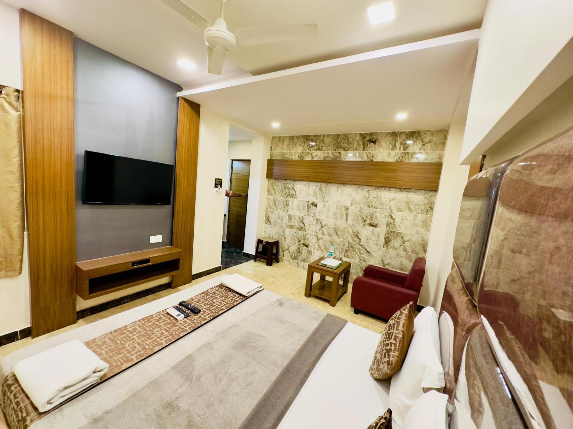 Sheraton Grande At Puratchi Thalaivar Dr Mgr Central Railway Station Chennai Exterior photo