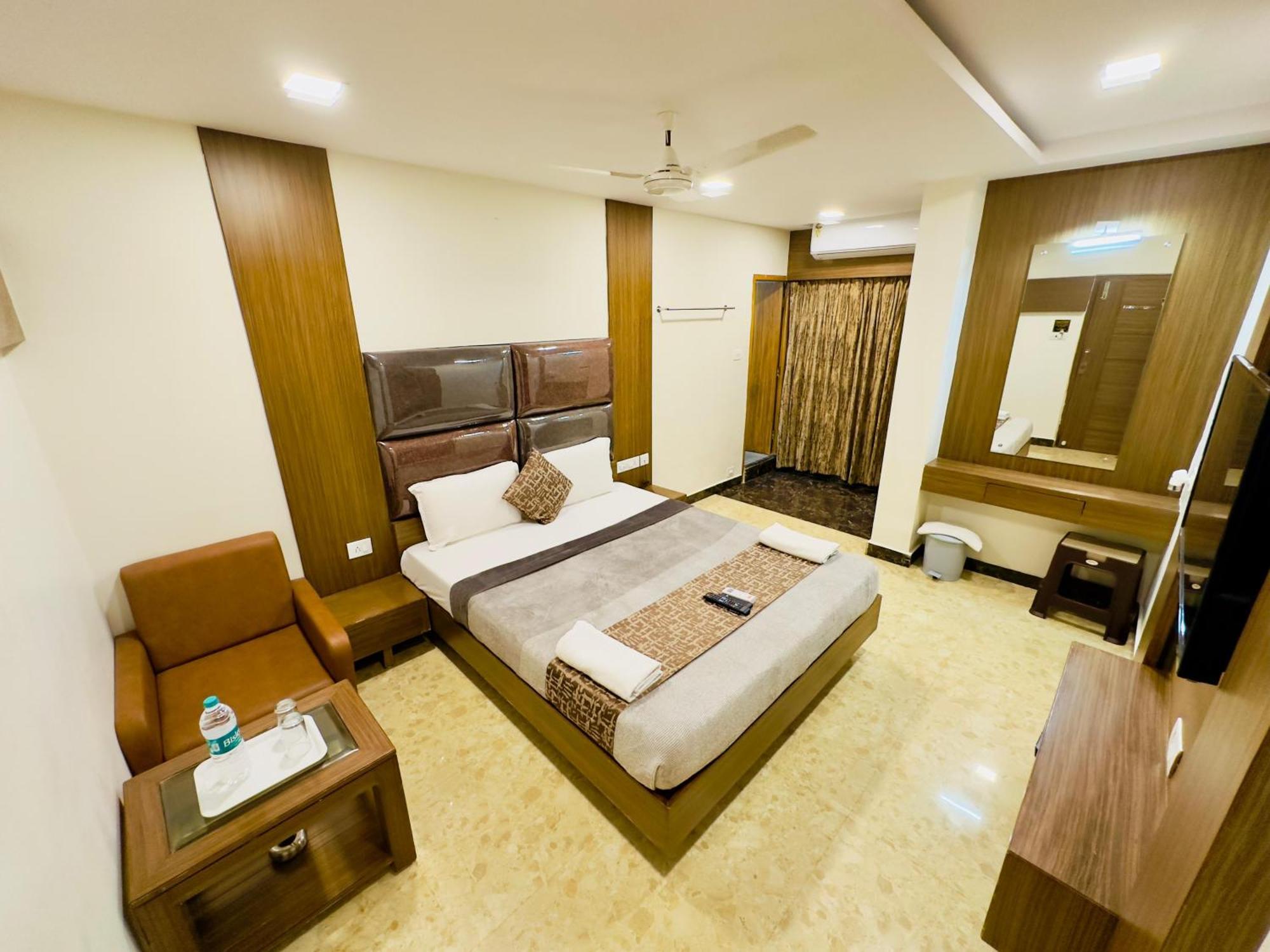 Sheraton Grande At Puratchi Thalaivar Dr Mgr Central Railway Station Chennai Exterior photo